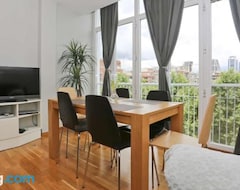 Cijela kuća/apartman Apartamento Con Vistas Al Lado Del Bernabeu (Madrid, Španjolska)