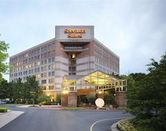 Khách sạn Sheraton Suites Philadelphia Airport (Philadelphia, Hoa Kỳ)