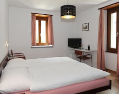 Hotel La Dent-du-Midi (St-Maurice, Switzerland)