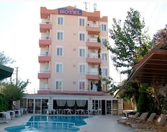 Khách sạn Megas Hotel (Ayvalık, Thổ Nhĩ Kỳ)