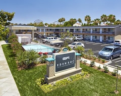 Hotelli Eden Roc Inn & Suites (Anaheim, Amerikan Yhdysvallat)