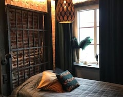 Entire House / Apartment Kronan Bed & Breakfast (Vara, Sweden)