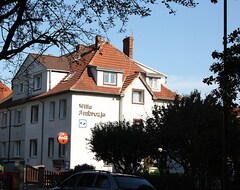 Otel Ambrozja (Swinoujscie, Polonya)