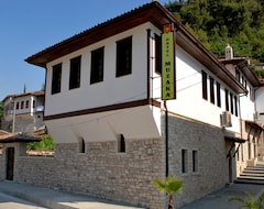Otel Muzaka (Berat, Arnavutluk)