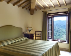 Hotel Villa Ferraia (Monticiano, Italy)