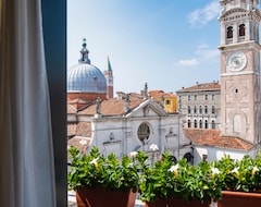 Khách sạn Hotel Scandinavia - Relais (Venice, Ý)