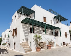 Khách sạn Depis Place And Apartments (Agios Georgios, Hy Lạp)