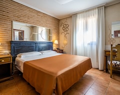 Hotel YIT Puerta Bisagra (Toledo, Spain)