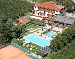 Hotel Weiss (Partschins - Rabland - Töll, Italy)