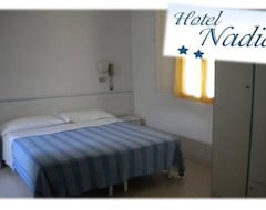 Khách sạn Hotel Nadia (Rimini, Ý)