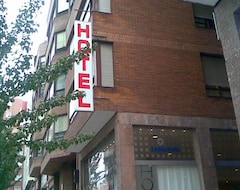 Hotel Photo Zabalburu (Bilbao, Spain)