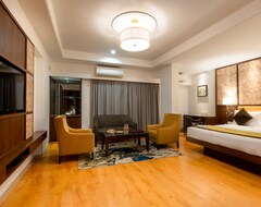 Hotel Silver Avenue (Vasai-Virar, Indija)