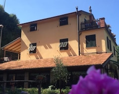 Nhà trọ La Taverna Del Nonno (Borzonasca, Ý)