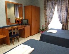 Hotel San Pietro Rooms (Roma, Italia)