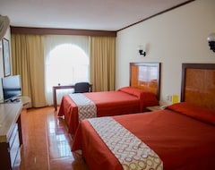 Hotel & Suites Villa del Sol (Morelia, Mexico)