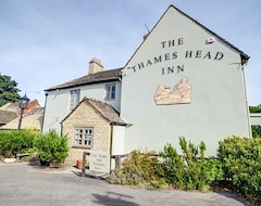 Khách sạn Thames Head Inn (Cirencester, Vương quốc Anh)