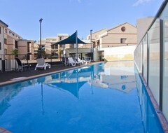 Hotel Duke's Apartments (Perth, Australia)