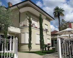 Hotel Sokrat (Tirana, Albanija)
