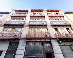 Hotel Santa Ana Apartamentos (Madrid, İspanya)