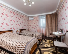 Hotel Nadobu  Roshe (Kijev, Ukrajina)