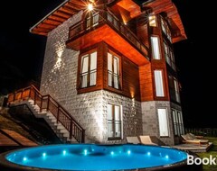 Cijela kuća/apartman North Story - Luxury Chalet - Apartments & Rooms (Žabljak, Crna Gora)