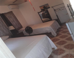 Khách sạn Right Spot Vacation Home (Portmore, Jamaica)