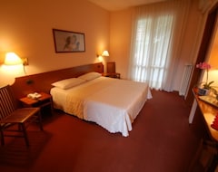 Hotel Pontevecchio (Cernobbio, Italy)