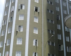 Khách sạn Caravelas (São Paulo, Brazil)