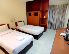 Khách sạn Hotel Penuin (Lubuk Baja, Indonesia)