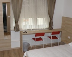 Oda ve Kahvaltı Sweet Dreams Rooms and Apartments Postojna (Postojna, Slovenya)