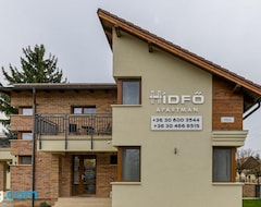 Aparthotel Hidfo Apartman (Gyula, Hungría)