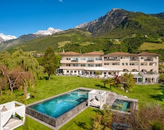 FAYN garden retreat hotel (Algund, Italija)