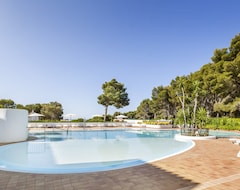 Hotel Ilunion Menorca (Cala Galdana, Spanien)