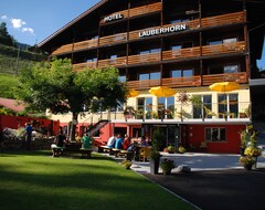 Hotel Lauberhorn - Home For Outdoor Activities (Grindelwald, İsviçre)