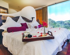 Khách sạn Issimo Suites Adults Only (Quepos, Costa Rica)