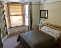 Hotel Holly Tree Guest House (Hereford, United Kingdom)