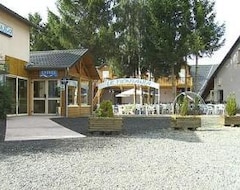 Khách sạn Hotel Logis Volcan Sancy (Nébouzat, Pháp)