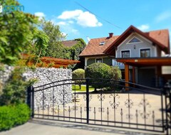 Toàn bộ căn nhà/căn hộ Ferienhaus Siegfried (Spielfeld, Áo)