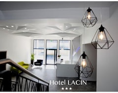 Khách sạn Hotel Lacin (Nuremberg, Đức)
