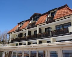 Khách sạn Hotel Promenade (Herrsching, Đức)