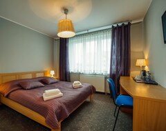 Hotel Dom Polonii (Ostróda, Polonya)