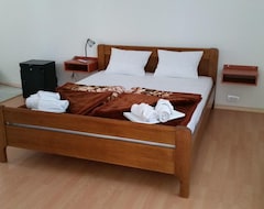 Hotel Konak Sens (Sremska Mitrovica, Serbien)