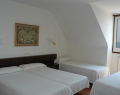 Hotel Morros (Torredembarra, Spain)