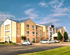 Khách sạn Fairfield Inn & Suites by Marriott Burlington (Burlington, Hoa Kỳ)