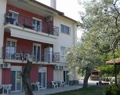 Hotel Villa Rania (Skala Rachoni, Greece)