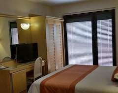 Khách sạn Hotel Antares (Grado, Ý)