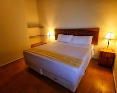 Hotel Mirna (Granada, Nicaragua)