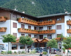 Hotel Ariston (Molveno, Italy)