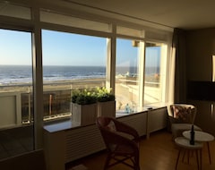 Cijela kuća/apartman Apartment On The Boulevard Of Noordwijk With Beachview And Free Private Parking (Roelofarendsveen, Nizozemska)