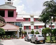 Khách sạn OYO 8955 Hotel Bobina (Gorakhpur, Ấn Độ)